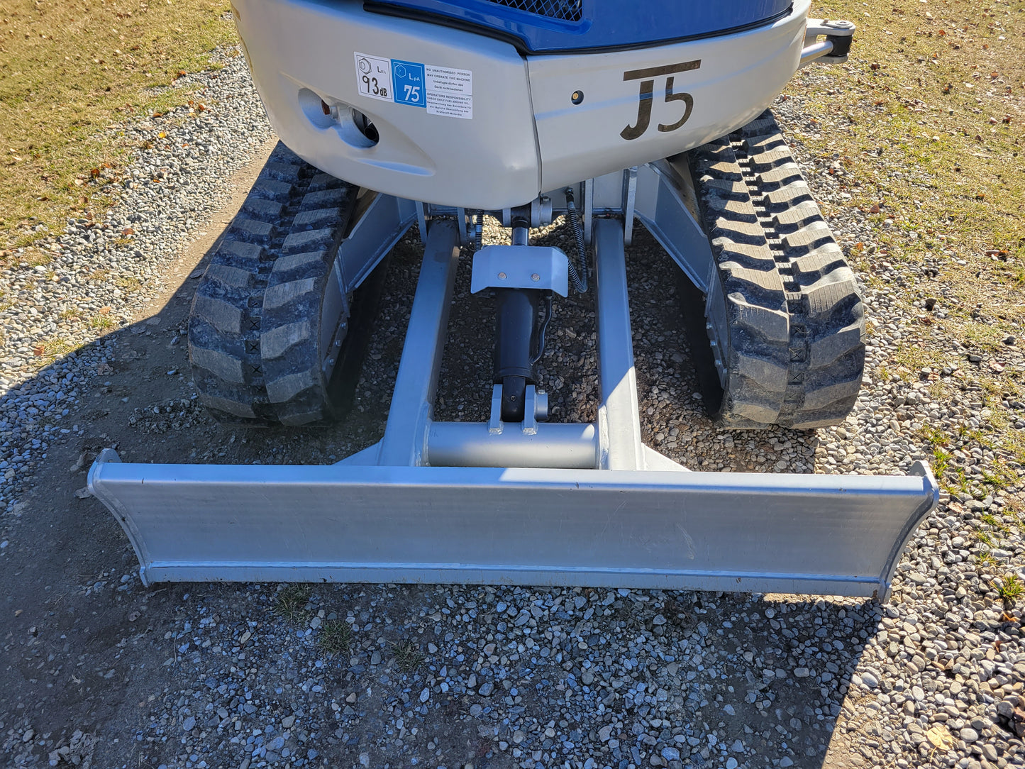 JT5350 3.5 ton mini excavator with Kubota engine showcasing front blade and rubber track system compact zero tail design for construction work in Canada