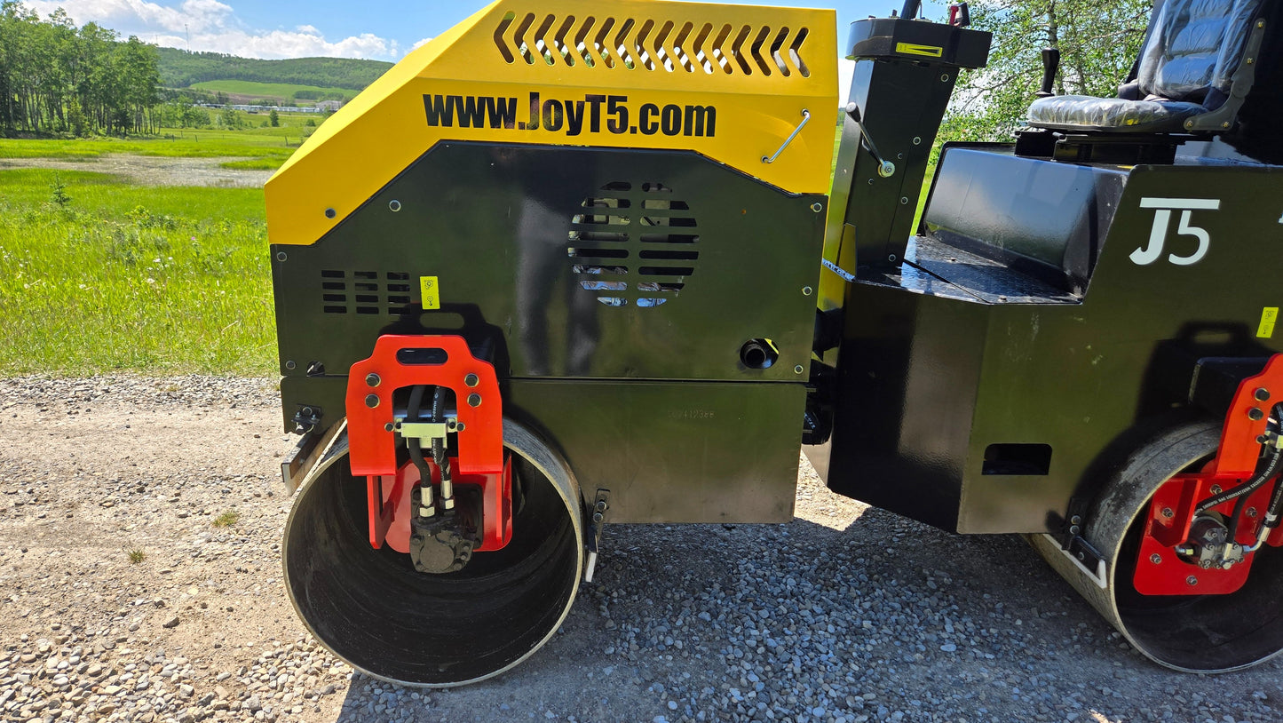 JT5DR35 road roller with seat and drum view for sale