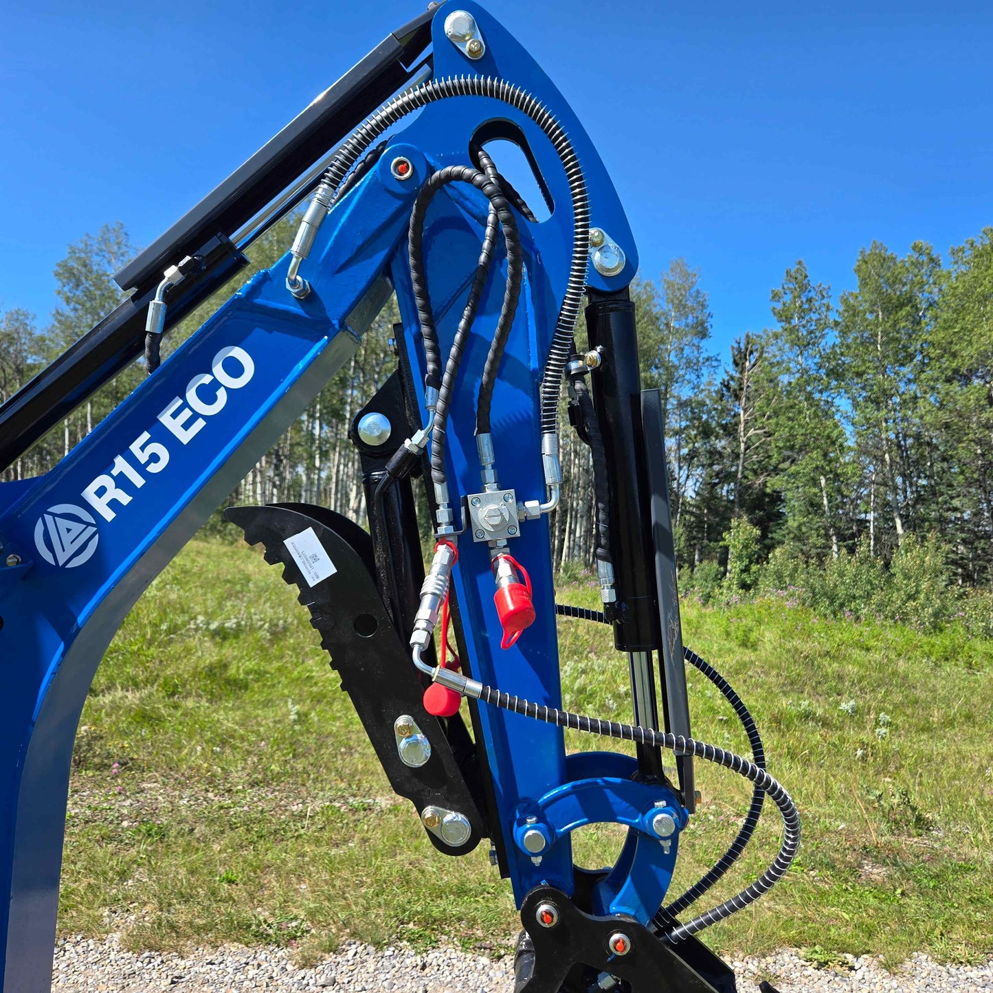 Rippa R15 Mini Excavator For Sale – strong hydraulic boom and advanced -friendly design for efficient construction work.