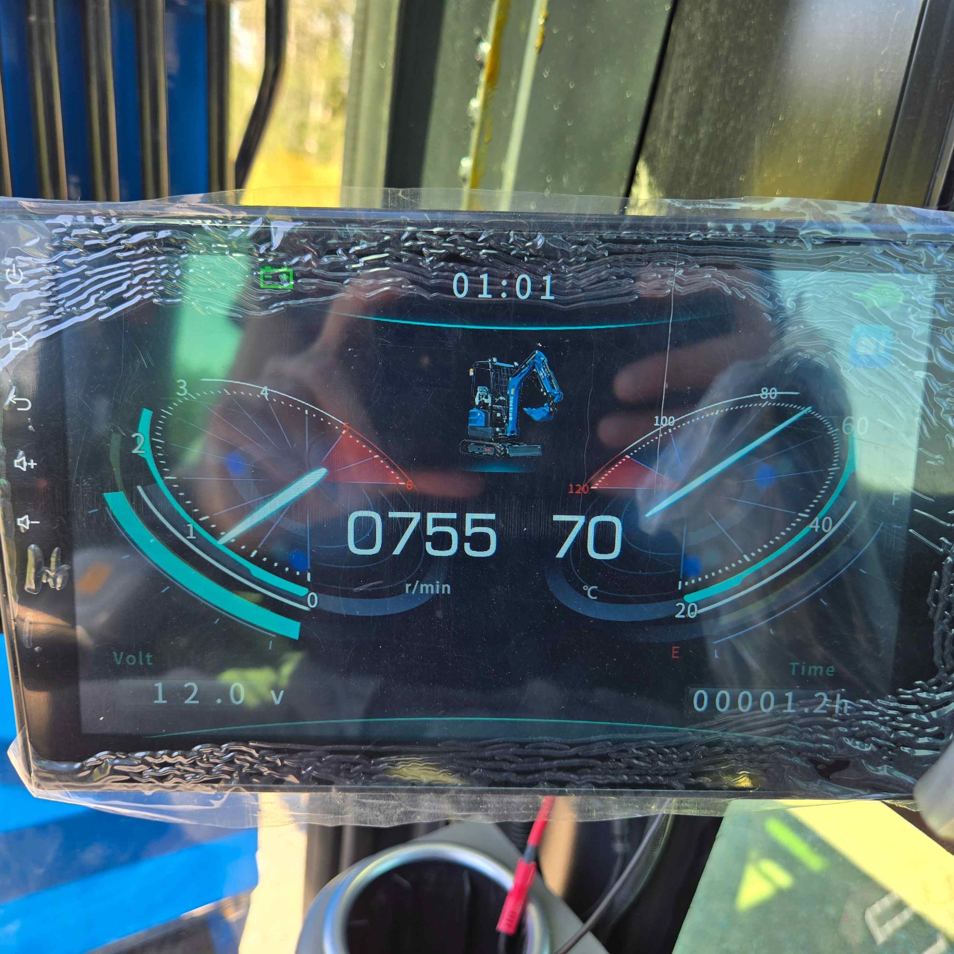 Digital display panel of Rippa R22 mini excavator – 2 ton compact excavator for sale in Canada with Yanmar engine, showing real-time RPM, temperature, and fuel indicators.