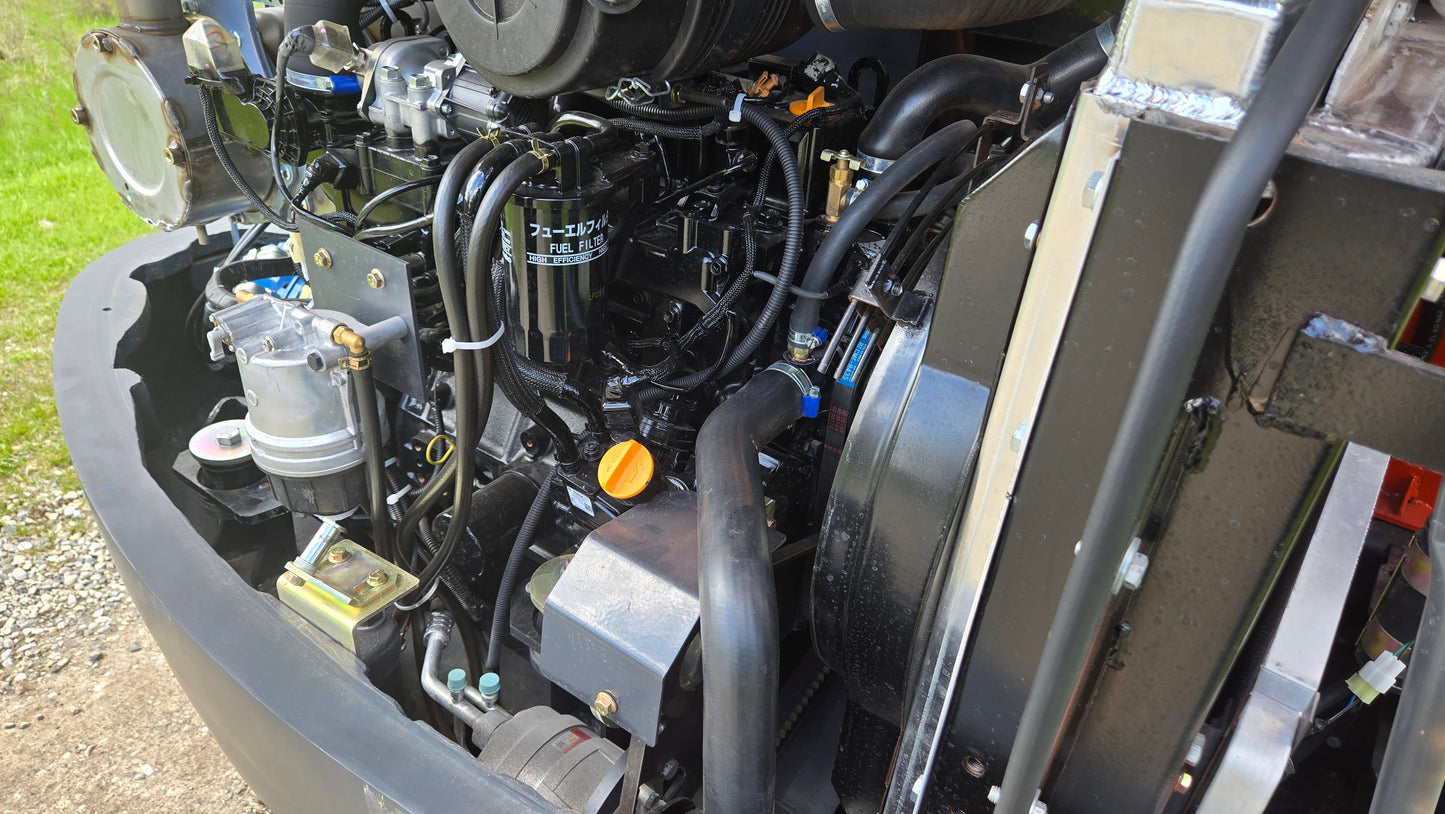 Close view of Yanmar diesel engine and fuel filter assembly of JT5600 6 ton mini excavator for sale in Canada, compact construction excavator with reliable performance