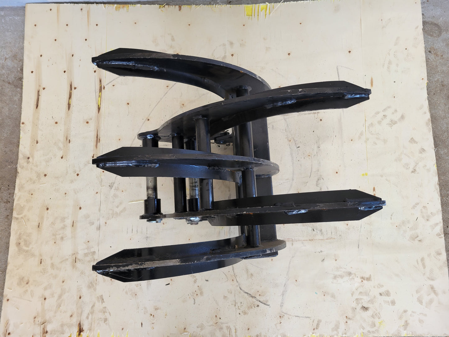 Heavy Duty Mini Excavator Grapple Attachment for Sale - JoyT5