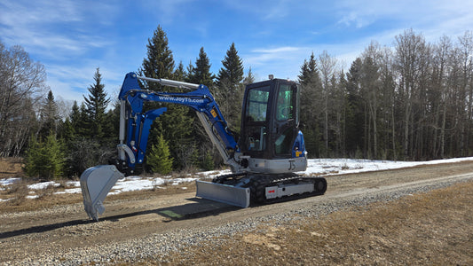 JT5350 7,700 lbs / 3.5 Ton Mini Excavator