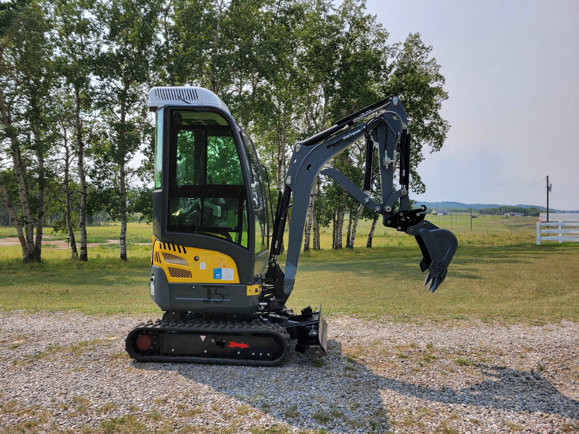 JoyT5 2 Ton Mini Excavator for Rent, Calgary, Alberta, Canada