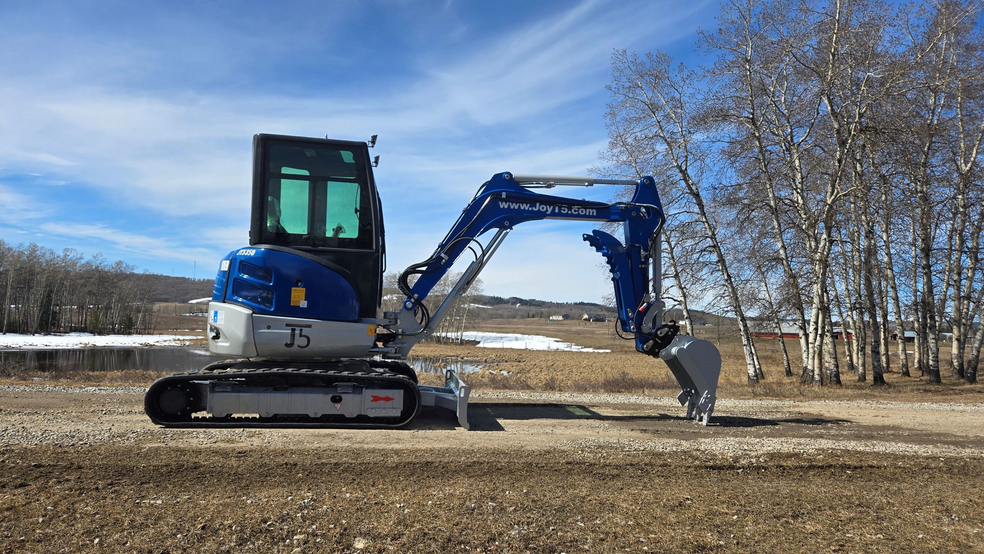 JT5350 3.5 Ton Excavator for sale in Canada and United States | JoyT5