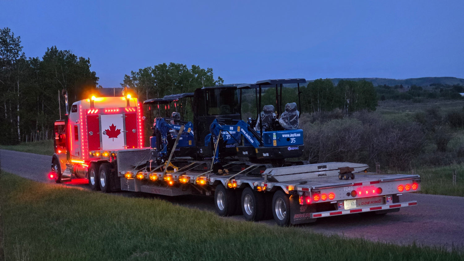 Full truck of Rippa Mini Excavators sold by JoyT5