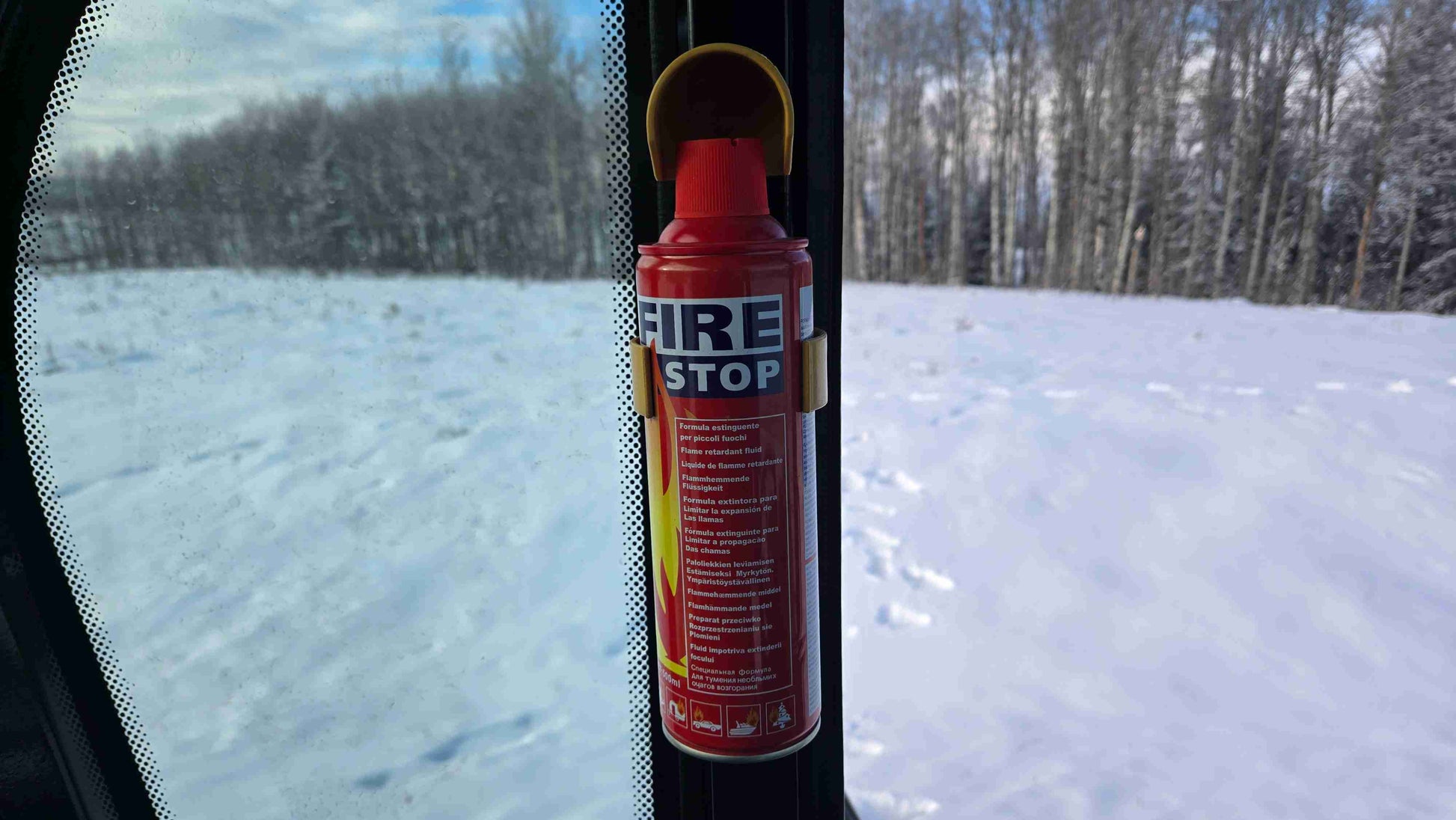 Compact Wheel Loader JT5WL1500 1.5 Ton for Sale in Canada with fire extinguisher inside cabin ensuring safety for snow removal and construction equipment in Canada