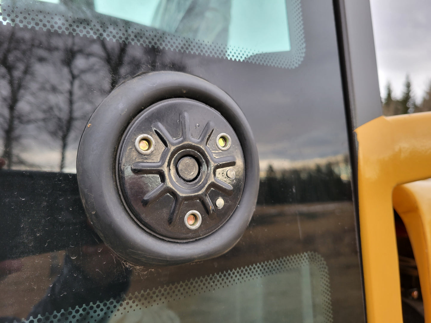 JT5WL1200 Compact Wheel Loader 1.2 Ton for Sale in Canada close up of cabin mounted safety camera sensor providing better visibility for snow removal and construction use