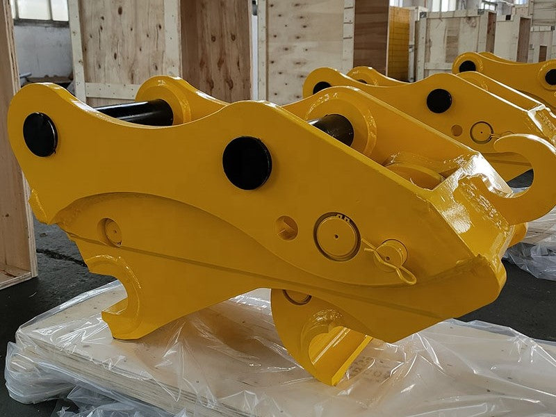 Excavator quick hitch for sale in Canada hydraulic and mechanical coupler attachment for mini excavator durable construction equipment accessory built for safety and efficiency