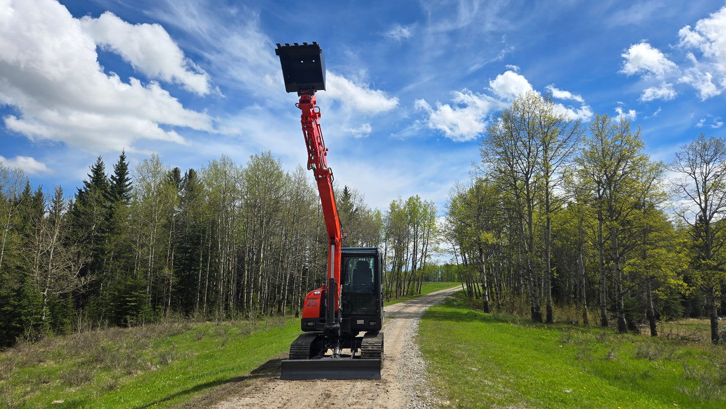 JT5600 6 ton mini excavator for sale in Canada powered by Yanmar engine compact hydraulic excavator lifting bucket high for construction and landscaping durable small excavator working outdoors