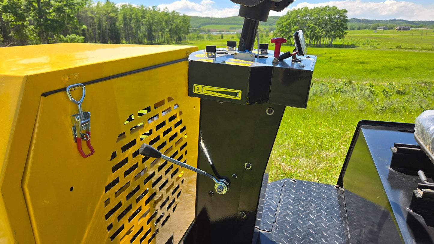 Operator control panel and lever system of JT5DR35 drum roller for road construction compacting and landscaping work in Canada