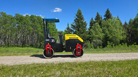 JT5DR35 vibrating drum roller compaction machine by JoyT5 – durable mini road roller for construction projects in Canada and USA