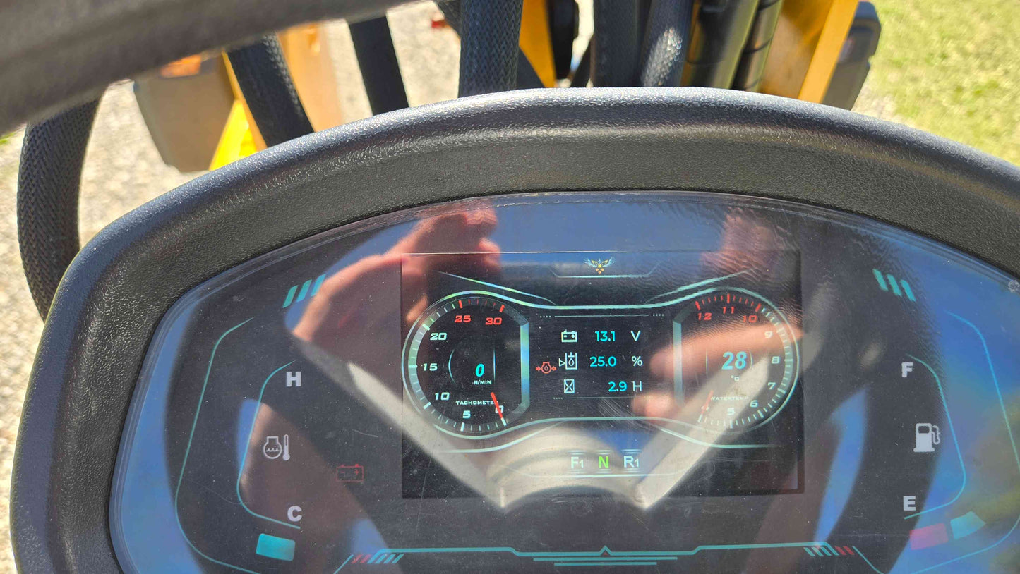 JT5WL800 compact wheel loader digital dashboard showing speed, voltage, fuel and operating hours for farm landscaping and construction use across Canada