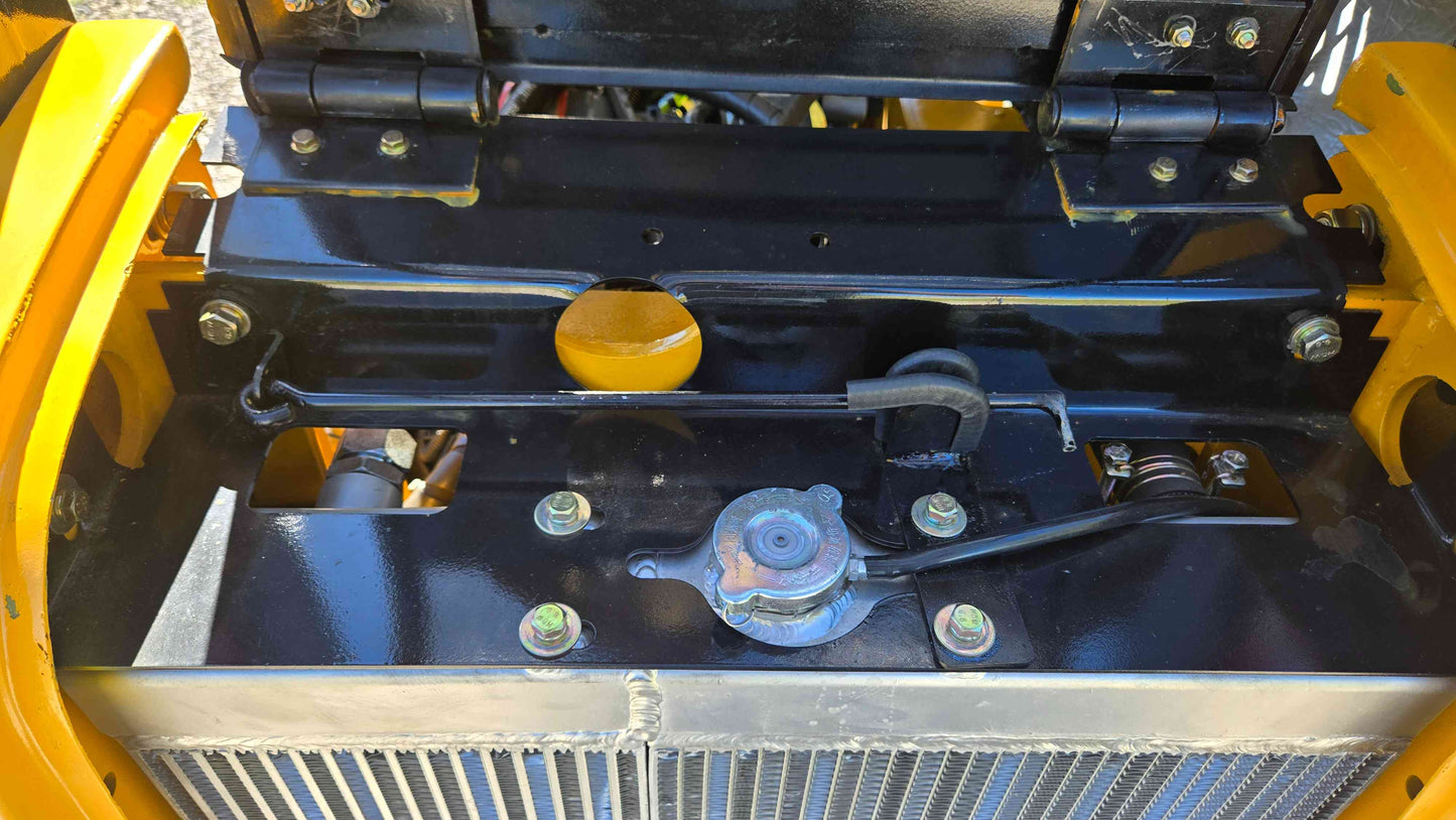 JT5WL800 compact wheel loader radiator cap and upper frame section displayed for buyers in Canada looking for reliable compact construction equipment