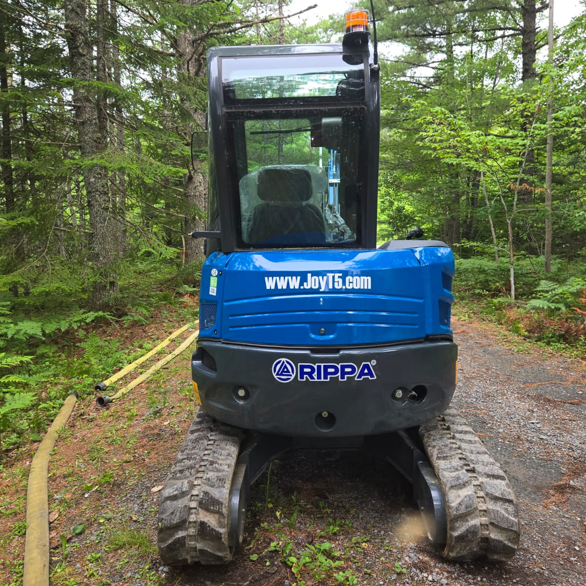 Rippa R32 3 Ton Mini Excavator for Sale in Canada rear cab and track view showing compact excavator for construction and landscaping projects with JoyT5 dealer support in Canada