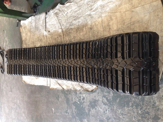 Skid steer rubber tracks ASV and Caterpillar 457x101.6x56 heavy-duty steel cord reinforced replacement tracks for sale in Canada.