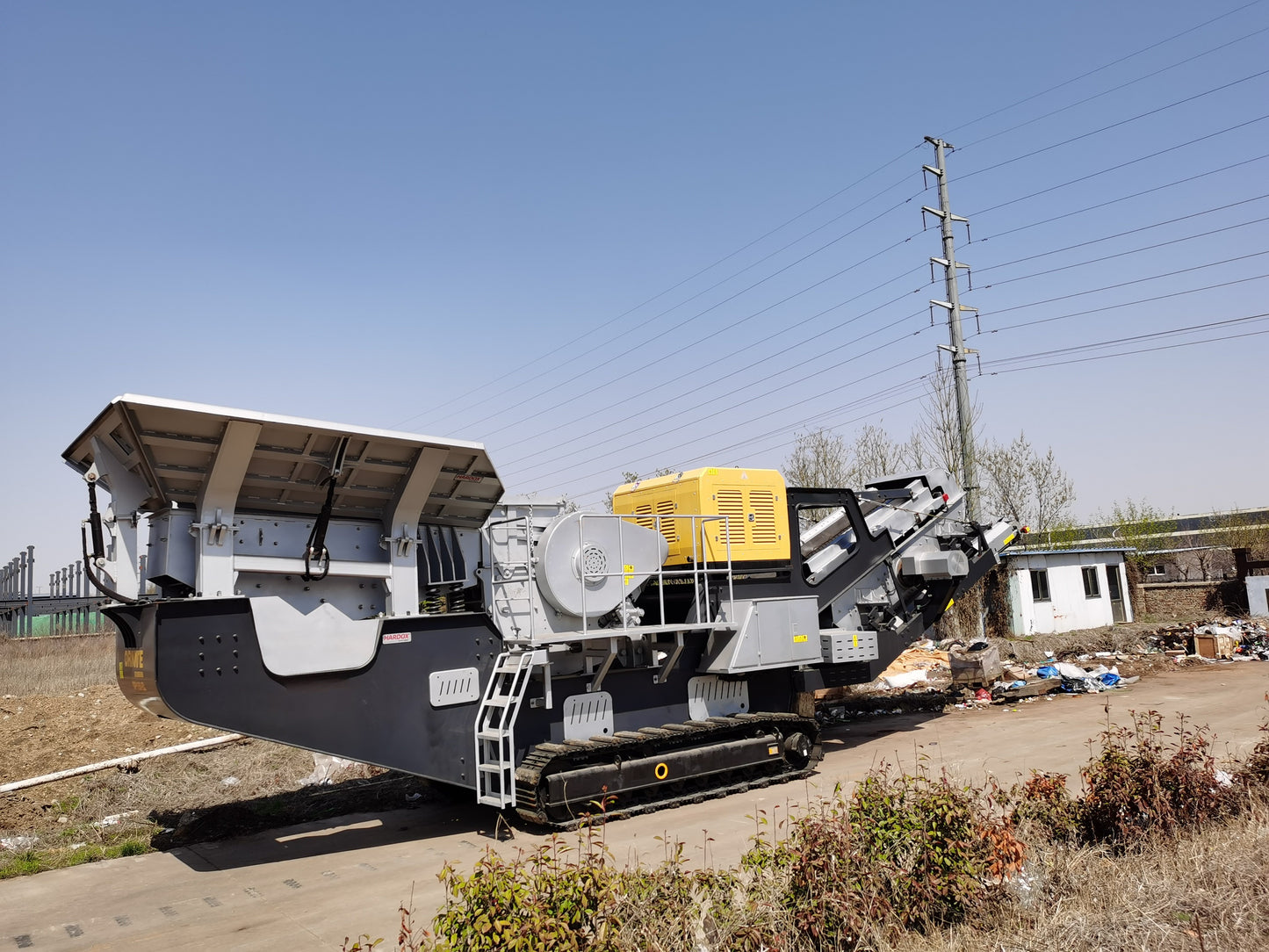 tracked jaw crusher in Canada showing mobile primary crushing equipment for mining rock processing construction and aggregate crushing work
