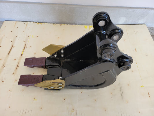 Mini excavator trenching bucket attachment top view showing heavy duty teeth for digging drainage and construction work in Canada

